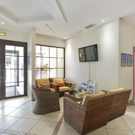 公寓式酒店 Pierre & Heliotel Marine 圣罗兰度瓦