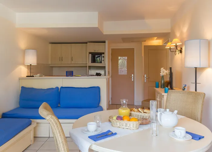 Lägenhetshotell Pierre & Heliotel Marine 3*