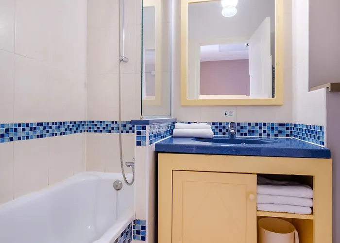 Pierre & Heliotel Marine 3*