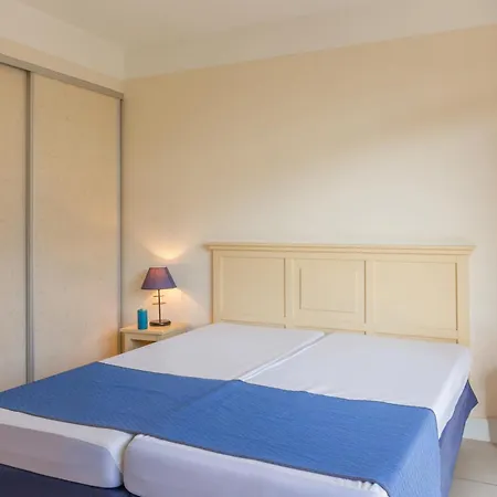 Hotel apartamentowy Pierre & Heliotel Marine