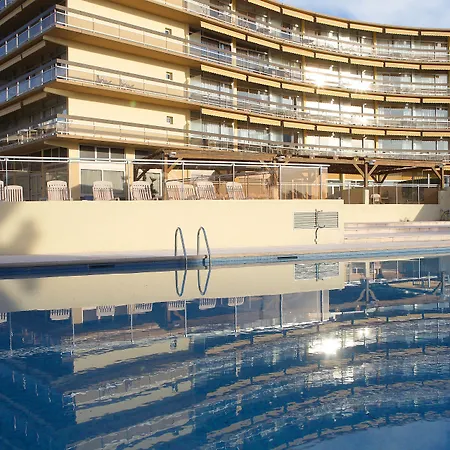Hotel apartamentowy Pierre & Heliotel Marine Saint-Laurent-du-Var