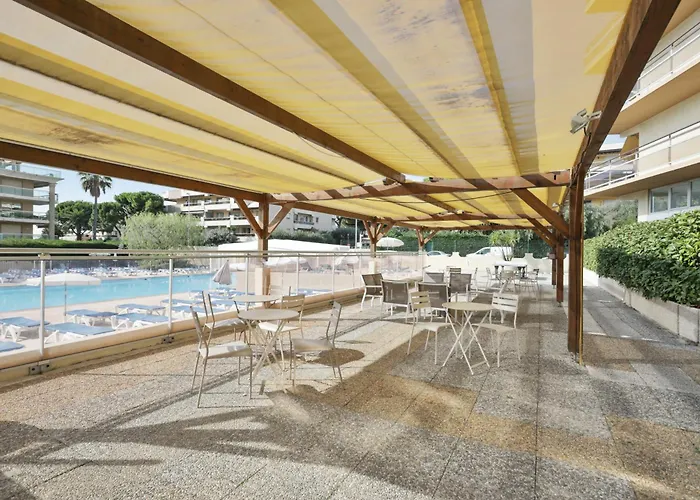 Ξενοδοχείο με διαμερίσματα Pierre & Heliotel Marine