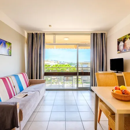 Pierre & Heliotel Marine Aparthotel 4*
