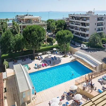 Aparthotel Pierre & Heliotel Marine Saint-Laurent-du-Var