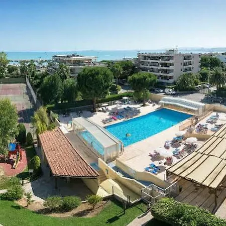 Pierre & Heliotel Marine Saint-Laurent-du-Var